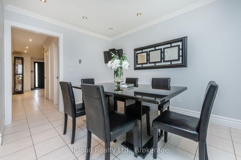 Photo 3 at 54 Embassy Drive, East Woodbridge, Vaughan