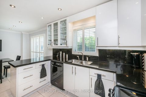 Photo 4 at 54 Embassy Drive, East Woodbridge, Vaughan