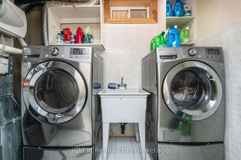 Photo 25 at 54 Embassy Drive, East Woodbridge, Vaughan