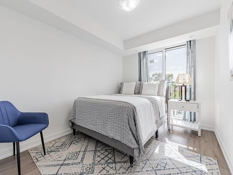 Photo 11 at 1 - 861 Sheppard Avenue W, Clanton Park, Toronto