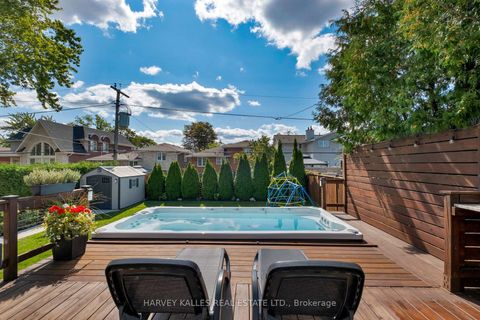 Photo 1 at 81 Summitcrest Drive, Richview, Toronto