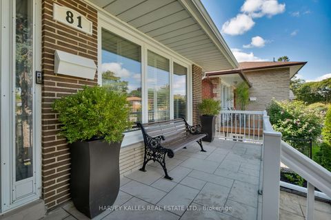 Photo 3 at 81 Summitcrest Drive, Richview, Toronto