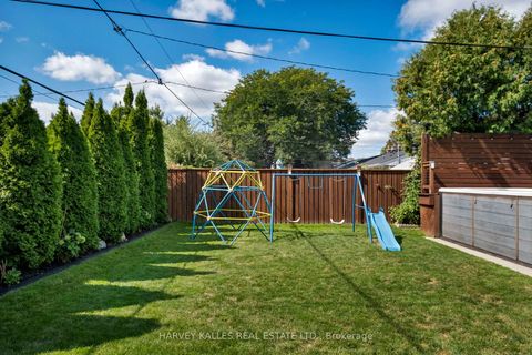 Photo 19 at 81 Summitcrest Drive, Richview, Toronto