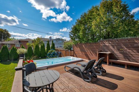 Photo 22 at 81 Summitcrest Drive, Richview, Toronto