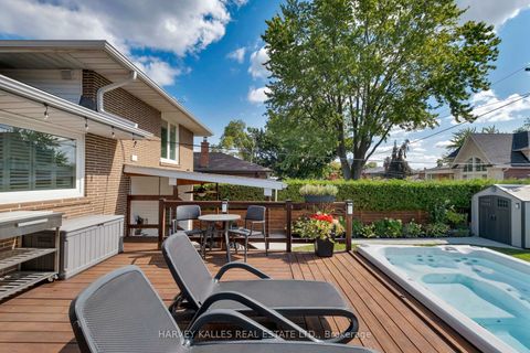 Photo 23 at 81 Summitcrest Drive, Richview, Toronto