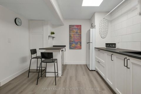 Photo 47 at 81 Summitcrest Drive, Richview, Toronto