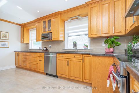 Photo 7 at 63 Allonsius Drive, West Deane, Toronto