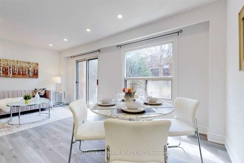 Photo 3 at 314 Sprucewood Court, L'Amoreaux, Toronto