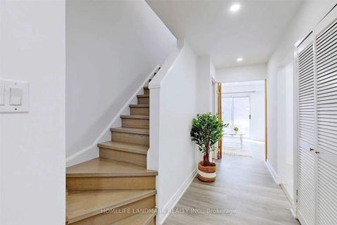 Photo 9 at 314 Sprucewood Court, L'Amoreaux, Toronto