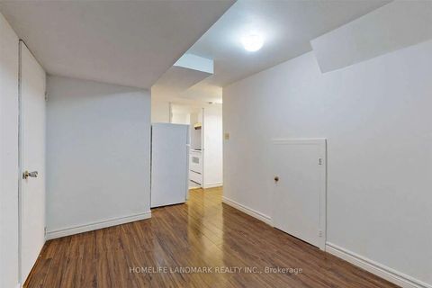 Photo 19 at 314 Sprucewood Court, L'Amoreaux, Toronto