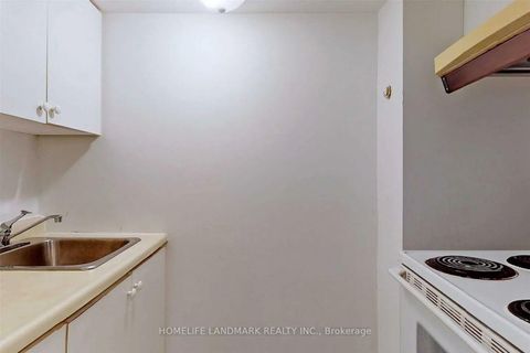 Photo 20 at 314 Sprucewood Court, L'Amoreaux, Toronto