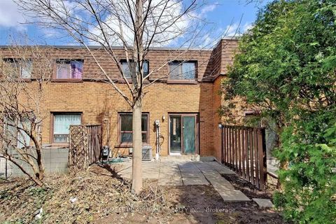 Photo 26 at 314 Sprucewood Court, L'Amoreaux, Toronto