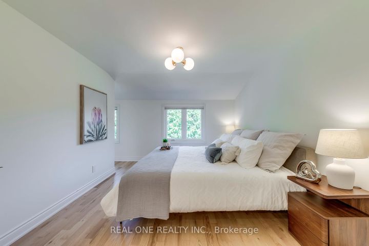Photo 29 at 3291 FIELDGATE Drive, Applewood, Mississauga