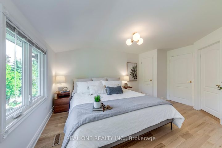 Photo 30 at 3291 FIELDGATE Drive, Applewood, Mississauga