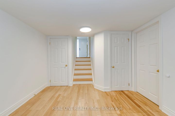 Photo 34 at 3291 FIELDGATE Drive, Applewood, Mississauga