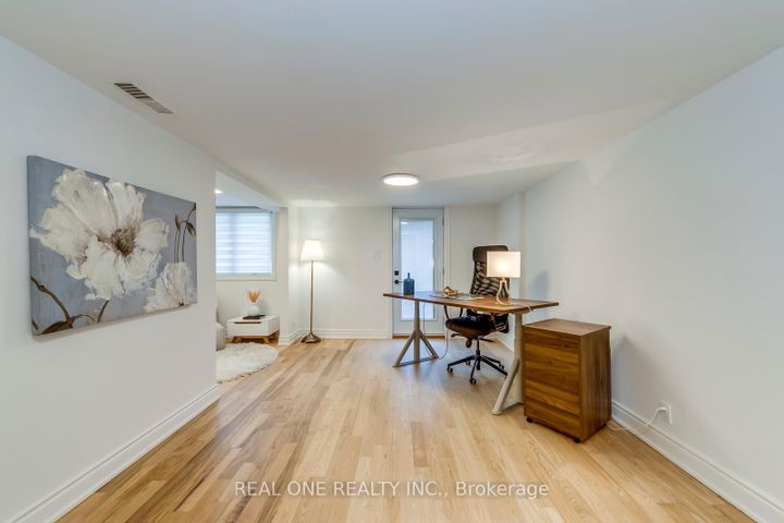 Photo 35 at 3291 FIELDGATE Drive, Applewood, Mississauga