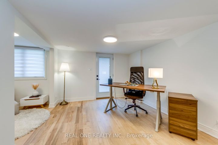 Photo 36 at 3291 FIELDGATE Drive, Applewood, Mississauga