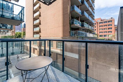 Photo 24 at 210 - 158 FRONT Street E, Moss Park, Toronto