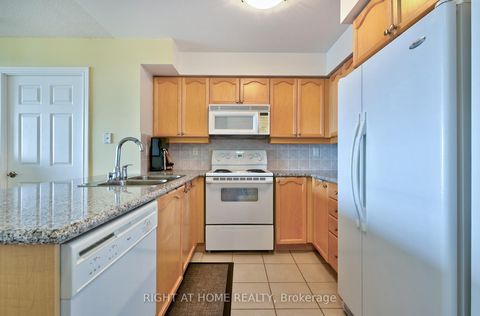 Photo 5 at 1011 - 78 Harrison Garden Boulevard, Willowdale East, Toronto