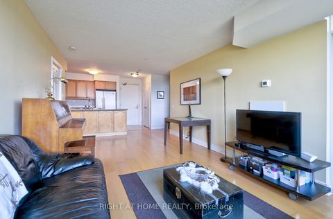 Photo 12 at 1011 - 78 Harrison Garden Boulevard, Willowdale East, Toronto