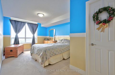 Photo 13 at 1011 - 78 Harrison Garden Boulevard, Willowdale East, Toronto