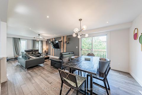 Photo 12 at 25 Tumbleweed Road, Don Valley Village, Toronto