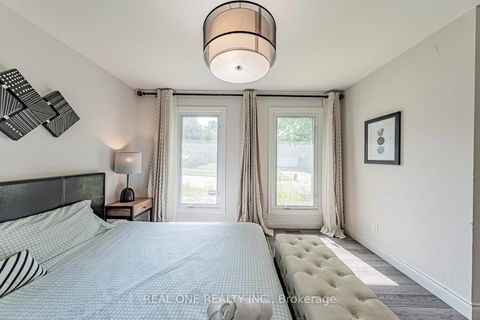 Photo 22 at 25 Tumbleweed Road, Don Valley Village, Toronto