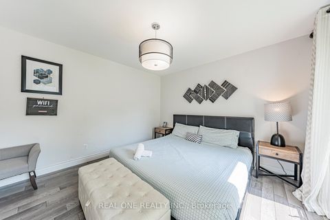 Photo 23 at 25 Tumbleweed Road, Don Valley Village, Toronto
