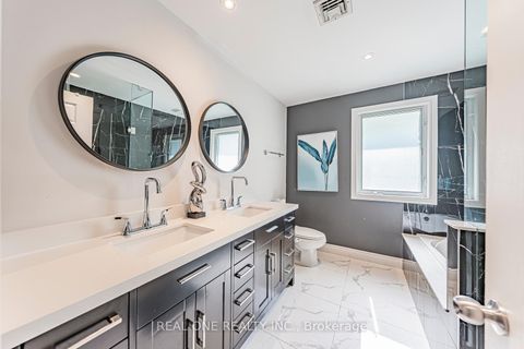 Photo 37 at 25 Tumbleweed Road, Don Valley Village, Toronto