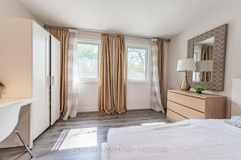 Photo 41 at 25 Tumbleweed Road, Don Valley Village, Toronto