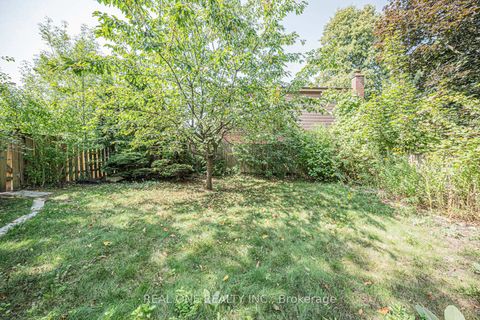 Photo 45 at 25 Tumbleweed Road, Don Valley Village, Toronto