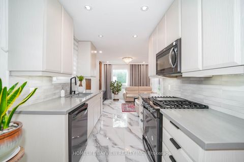 Photo 12 at 63 Seaton Drive, Aurora Highlands, Aurora