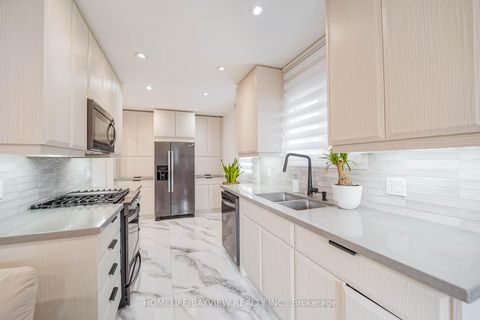 Photo 14 at 63 Seaton Drive, Aurora Highlands, Aurora