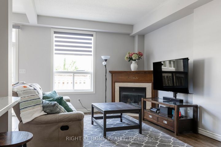 Photo 7 at 56 Marina Point Crescent, Stoney Creek, Hamilton