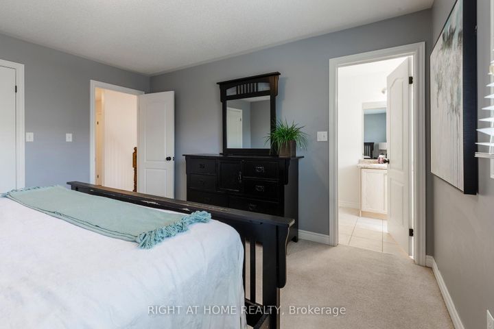 Photo 29 at 56 Marina Point Crescent, Stoney Creek, Hamilton