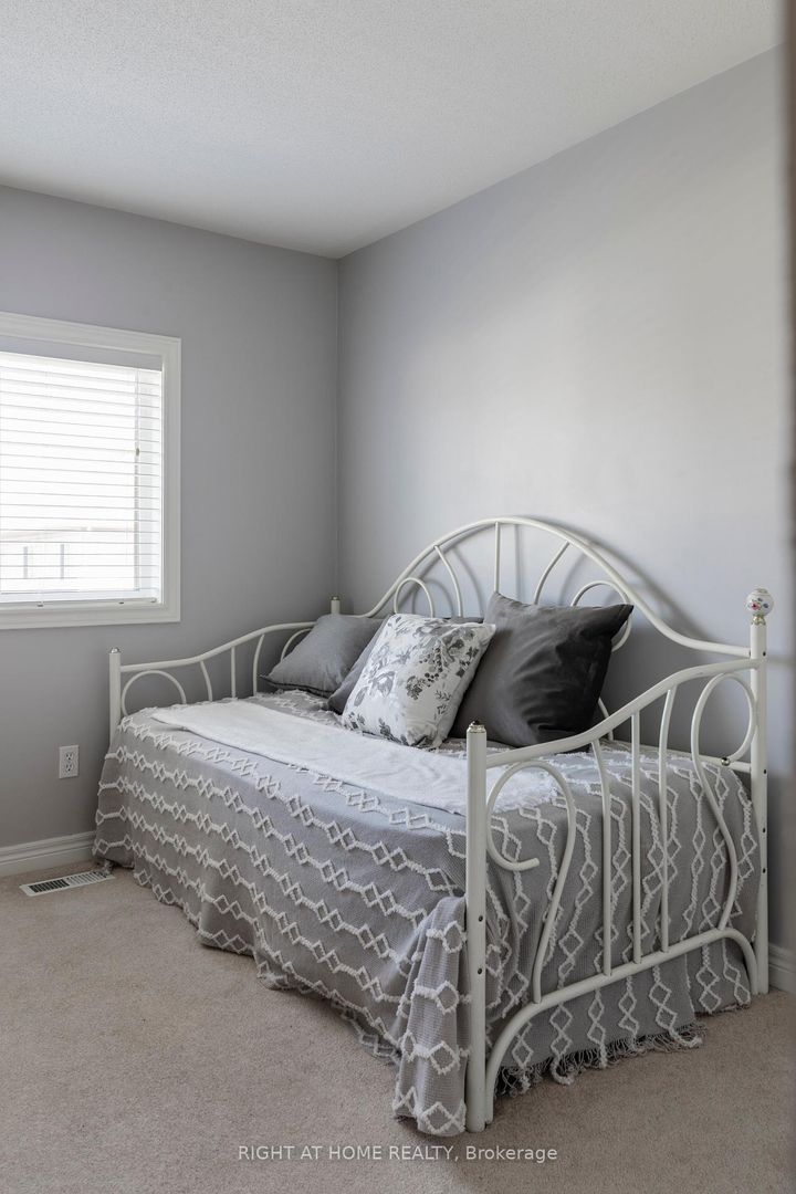 Photo 33 at 56 Marina Point Crescent, Stoney Creek, Hamilton