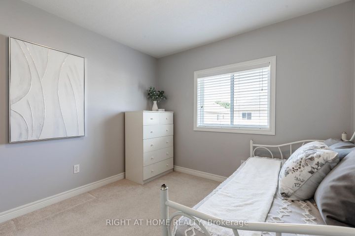 Photo 34 at 56 Marina Point Crescent, Stoney Creek, Hamilton