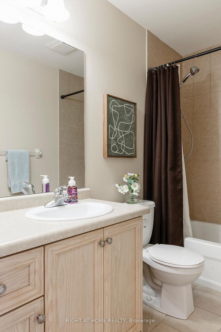Photo 41 at 56 Marina Point Crescent, Stoney Creek, Hamilton