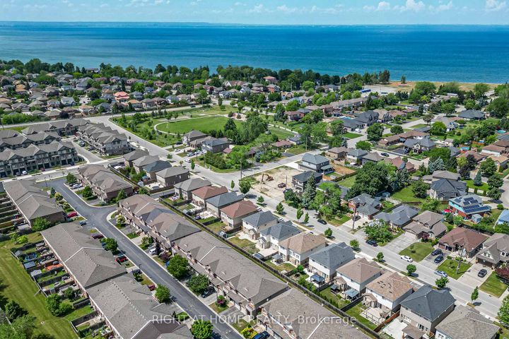 Photo 48 at 56 Marina Point Crescent, Stoney Creek, Hamilton