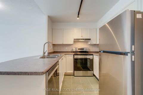 Photo 8 at 531 - 600 Queens Quay W, Waterfront Communities C1, Toronto