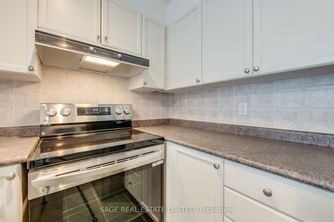 Photo 10 at 531 - 600 Queens Quay W, Waterfront Communities C1, Toronto