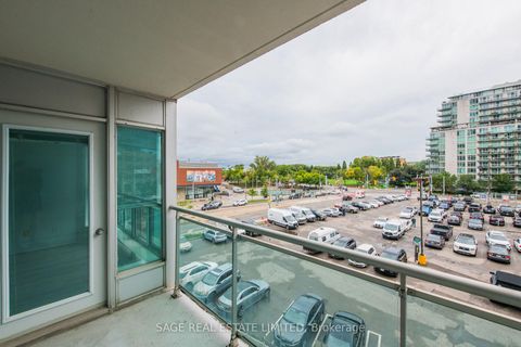 Photo 24 at 531 - 600 Queens Quay W, Waterfront Communities C1, Toronto