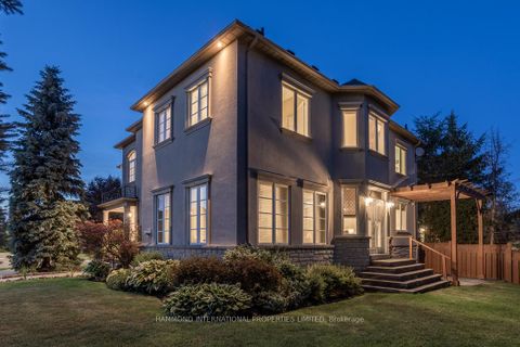 Photo 2 at 1 Sanibel Crescent, Uplands, Vaughan