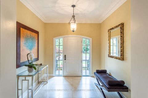 Photo 4 at 1 Sanibel Crescent, Uplands, Vaughan