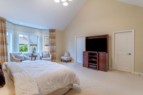 Photo 22 at 1 Sanibel Crescent, Uplands, Vaughan