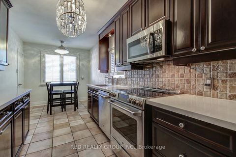 Photo 20 at 5 Chappel Hill Road, CFB, Toronto
