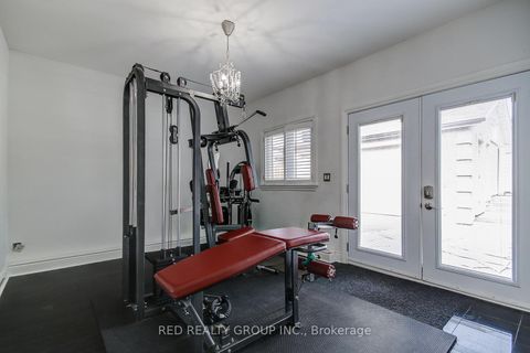 Photo 31 at 5 Chappel Hill Road, CFB, Toronto