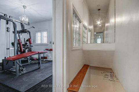Photo 32 at 5 Chappel Hill Road, CFB, Toronto