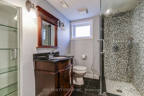 Photo 39 at 5 Chappel Hill Road, CFB, Toronto
