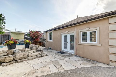 Photo 47 at 5 Chappel Hill Road, CFB, Toronto